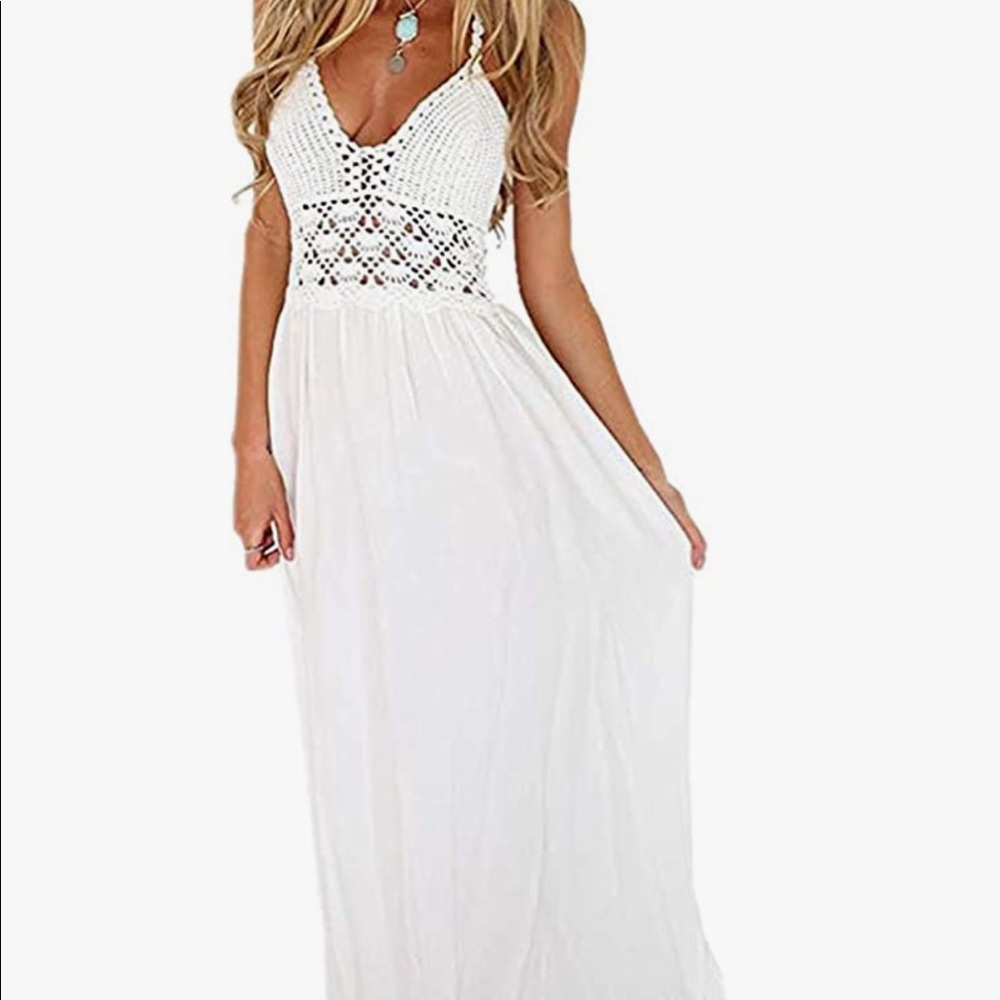 CROCHET BACKLESS WHITE MAXI DRESS